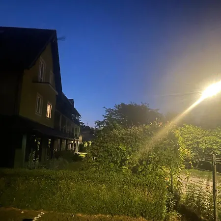 Проживание в семье Stacja Akacja *