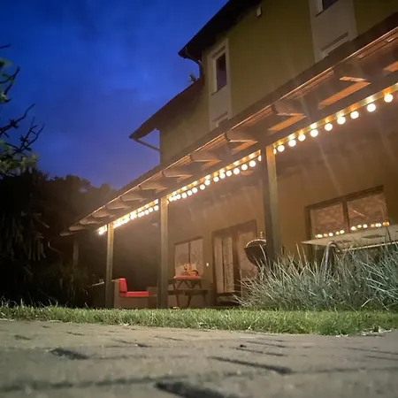 Stacja Akacja Homestay *