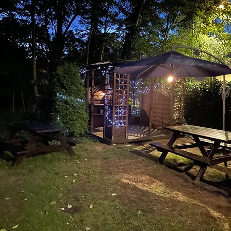 Stacja Akacja Accommodatie bij particulieren