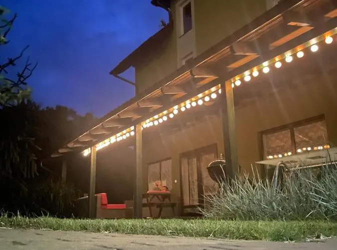 Stacja Akacja 民宿 *